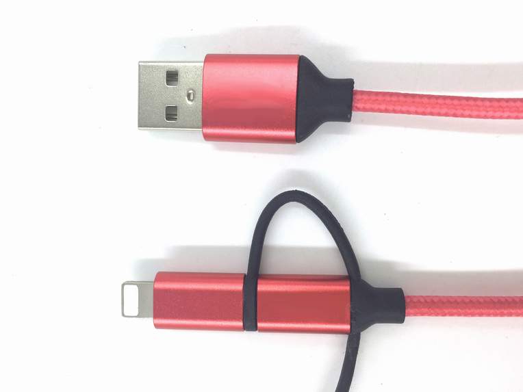 宏浩達三合一尼龍編織數(shù)據線工廠定制 宏浩達三合一尼龍編織數(shù)據線工廠定制